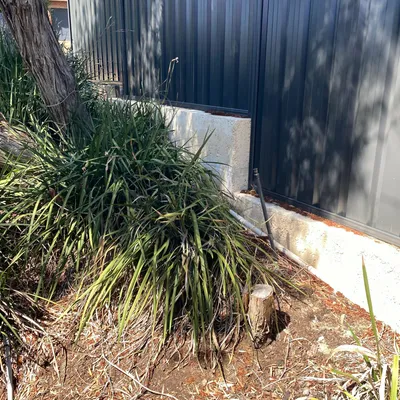 Straight Up Retaining Fencing & Earthworks project