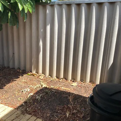 Straight Up Retaining Fencing & Earthworks project