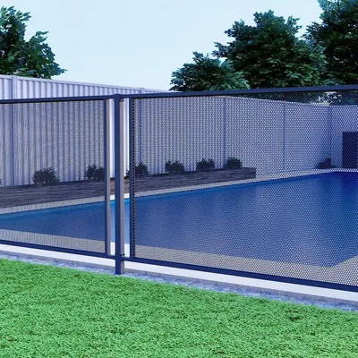 Straight Up Retaining Fencing & Earthworks project