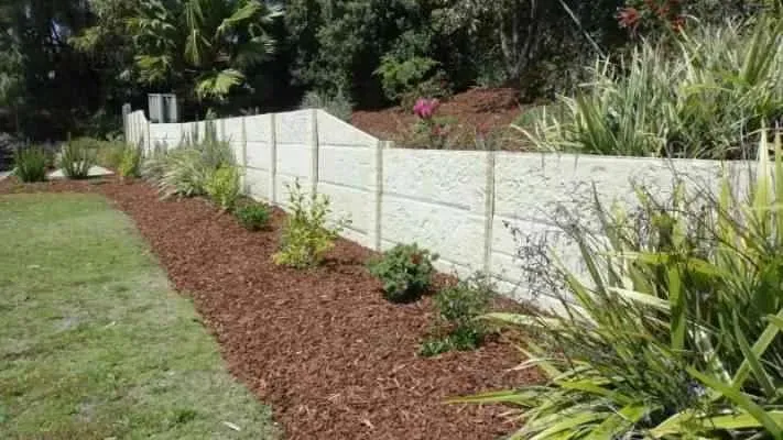 retaining wall contractors